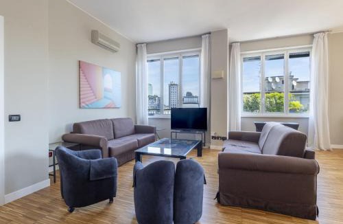 Varesine Apartment | Apartment Repubblica City View by Interhome