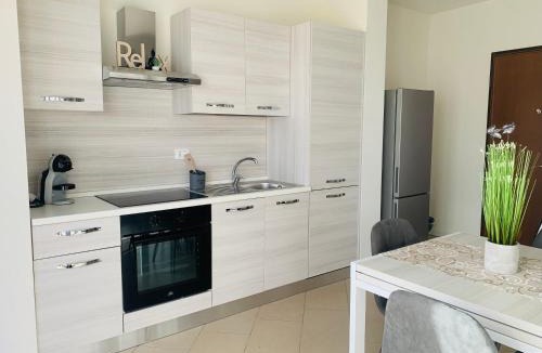 Somma Lombardo Apartment | Deny & Carol's house - app. 33