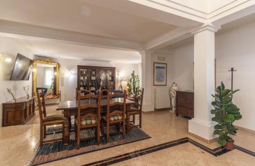 Nonantola Villa | Villa Petrone - Luxury Home tra Bologna e Modena - Wi-Fi, Biliardo, Jacuzzi privata