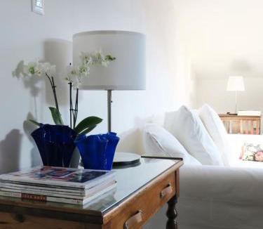 Albate Apartment | Villa Crochat