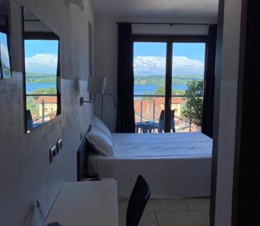 Cadrezzate Hotel | Hotel La Locanda