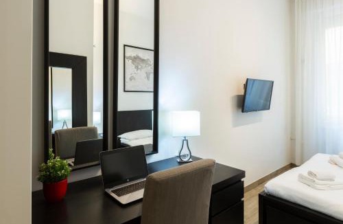 Affori Apartment | Yellow Line Apartment
