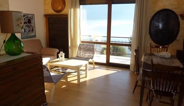 Casa Luna' flat with water view