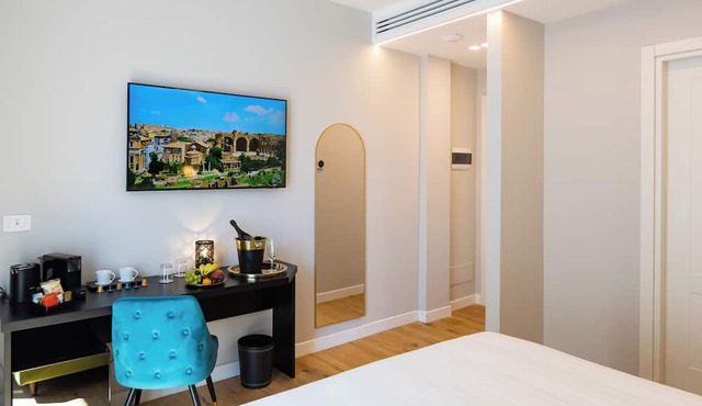 REGOLA LUXURY RELAIS