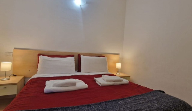 Fiorilli House-Fiera District-Private Parking-Bicycle Storage