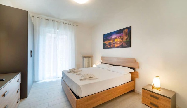 Alloggio con balcone a 500 mt dalla stazione