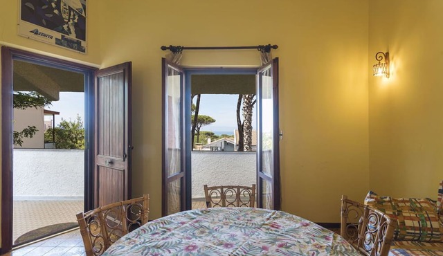 Nice apartment for 4 people with TV and patio