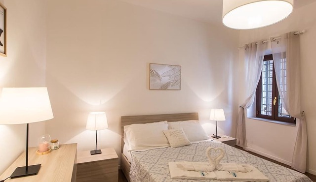 Calm but Central Trastevere apartment in Via della Pelliccia