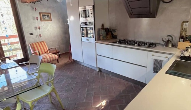 Rustic Wooden Loft - Once Part of a Castle Estate - Lago Maggiore (Arona)