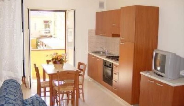 Wohnung in Strandnähe by Interhome