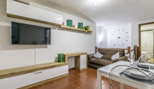 Vacation House| Rua Pioppa| Parking| WiFi| 2 Guests