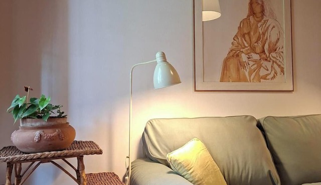 Artist's Historic Countryside Retreat