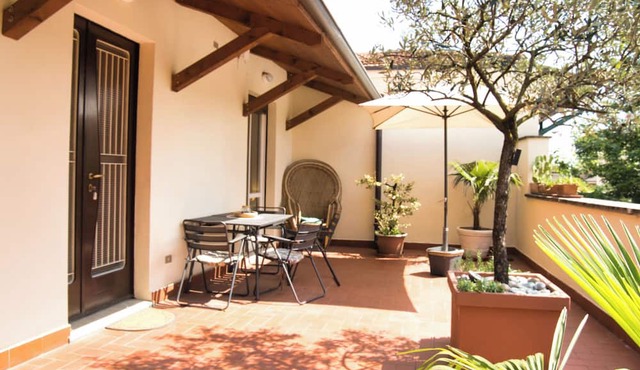 Unika House – Lecco Nest with Green Terrace