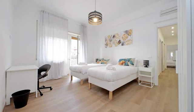 Trastevere 3 Unit A by Flatinrome