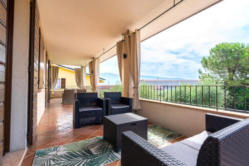 Villa Acqua Blu Gorgeous villa with ample garden