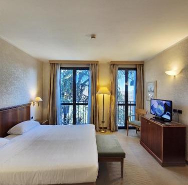 Hotel Excelsior Magenta
