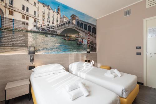 Jet Hotel, Sure Hotel Collection by Best Western