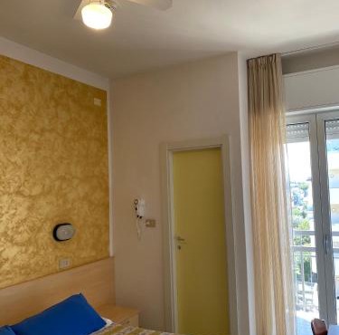 Hotel Loretta
