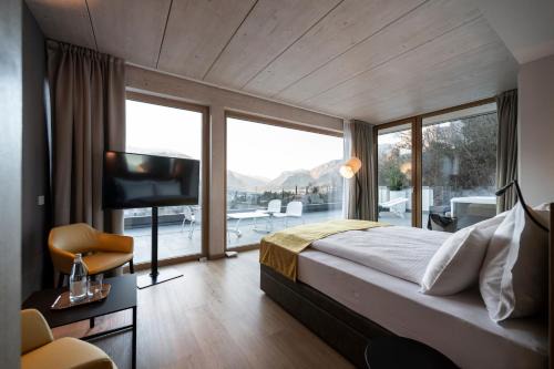 Be Place Adult Friendly Hotel